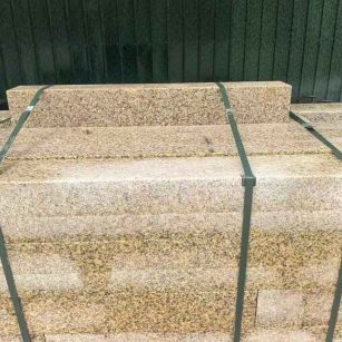 平顶山 黄金麻花岗岩石材机切面栏杆料半成品