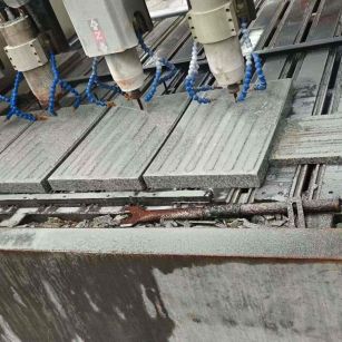 平顶山 芝麻白花岗岩荔枝面盲道雕刻