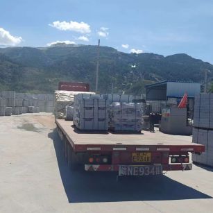 平顶山 芝麻白仿形路沿石，直形路沿石