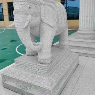 平顶山 白麻花岗岩动物异形石雕-大象