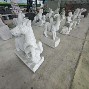 平顶山 芝麻白花岗岩造型立体雕刻——十二生肖