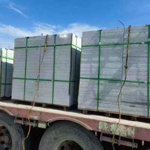 平顶山 芝麻白花岗岩地铺石装车日常