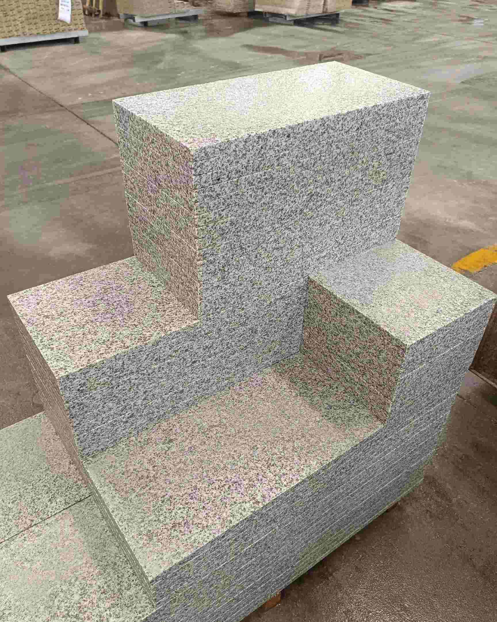 平顶山 白麻花岗岩荔枝面地铺石