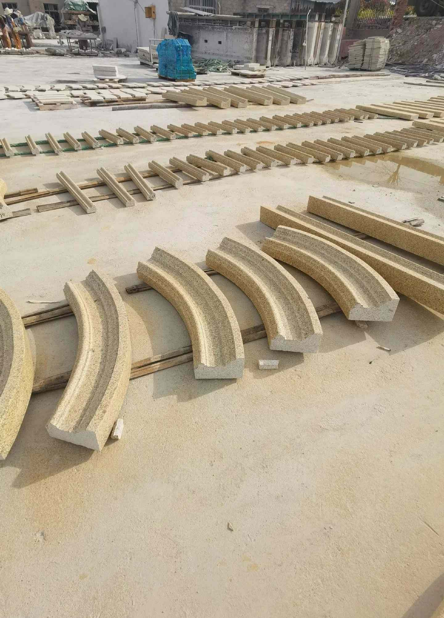 平顶山 黄金麻花岗岩别墅线条