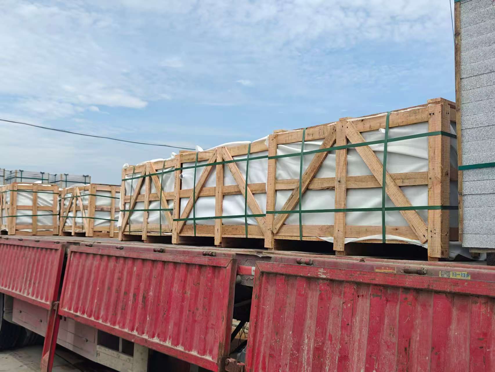 平顶山 芝麻白花岗岩地铺石出口专车-泰国游