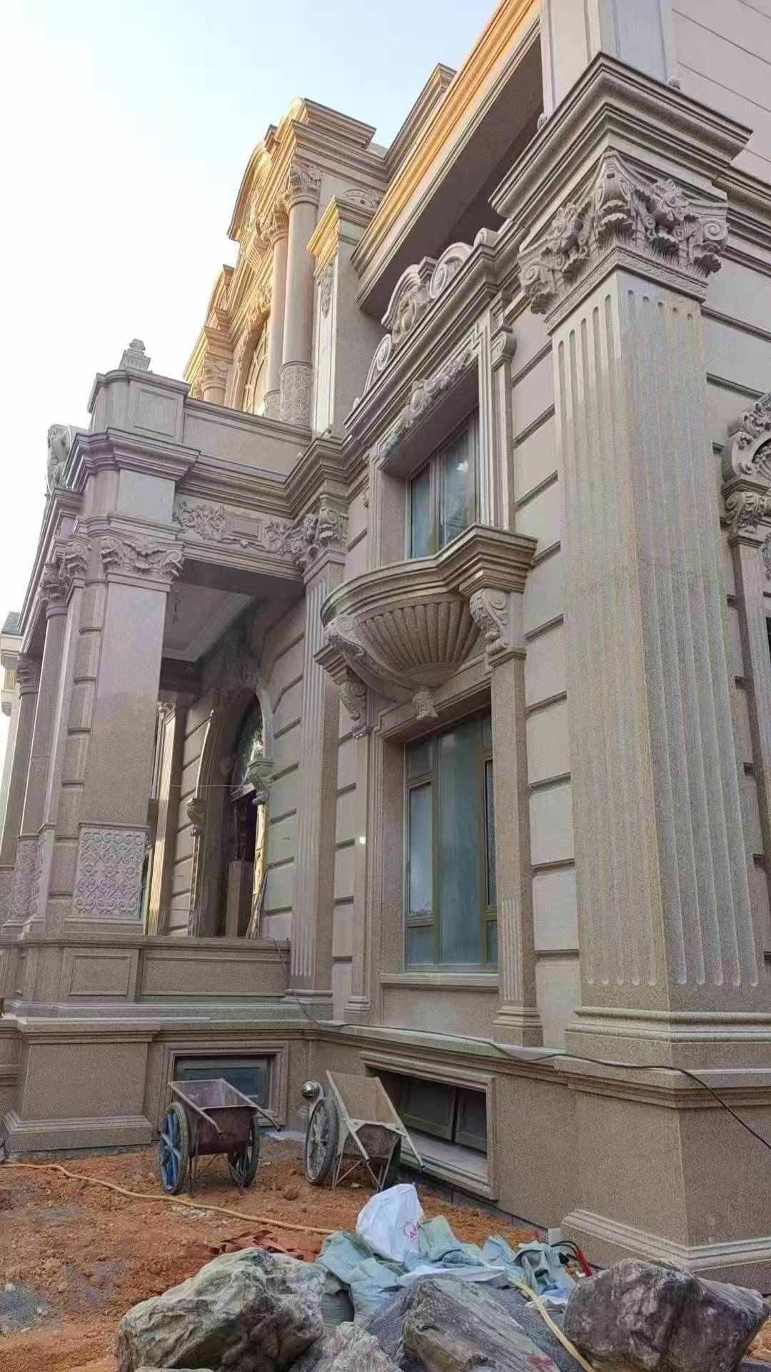 平顶山 黄金麻花岗岩光面别墅外墙干挂施工完成