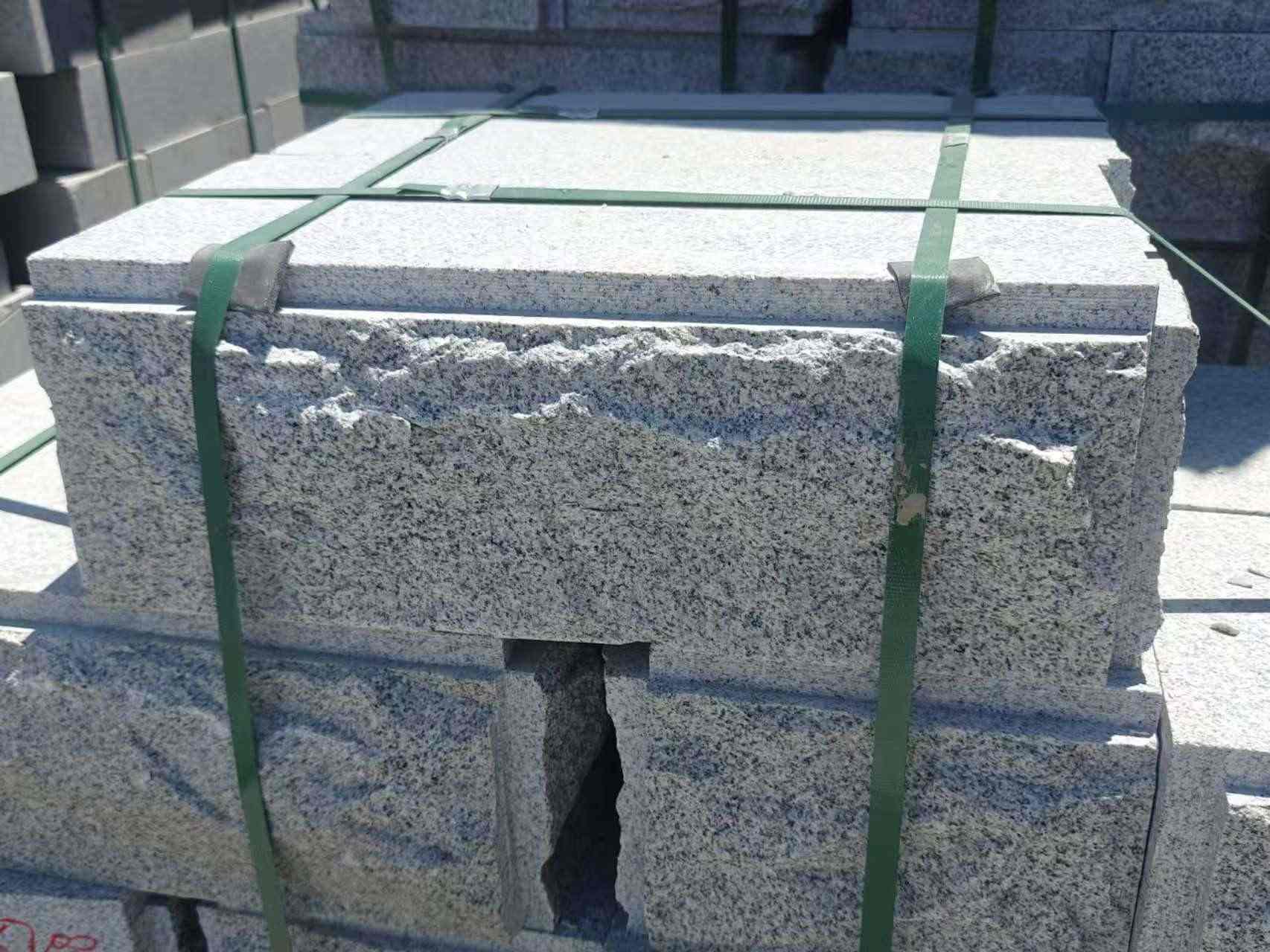 平顶山 芝麻白花岗岩自然面成品