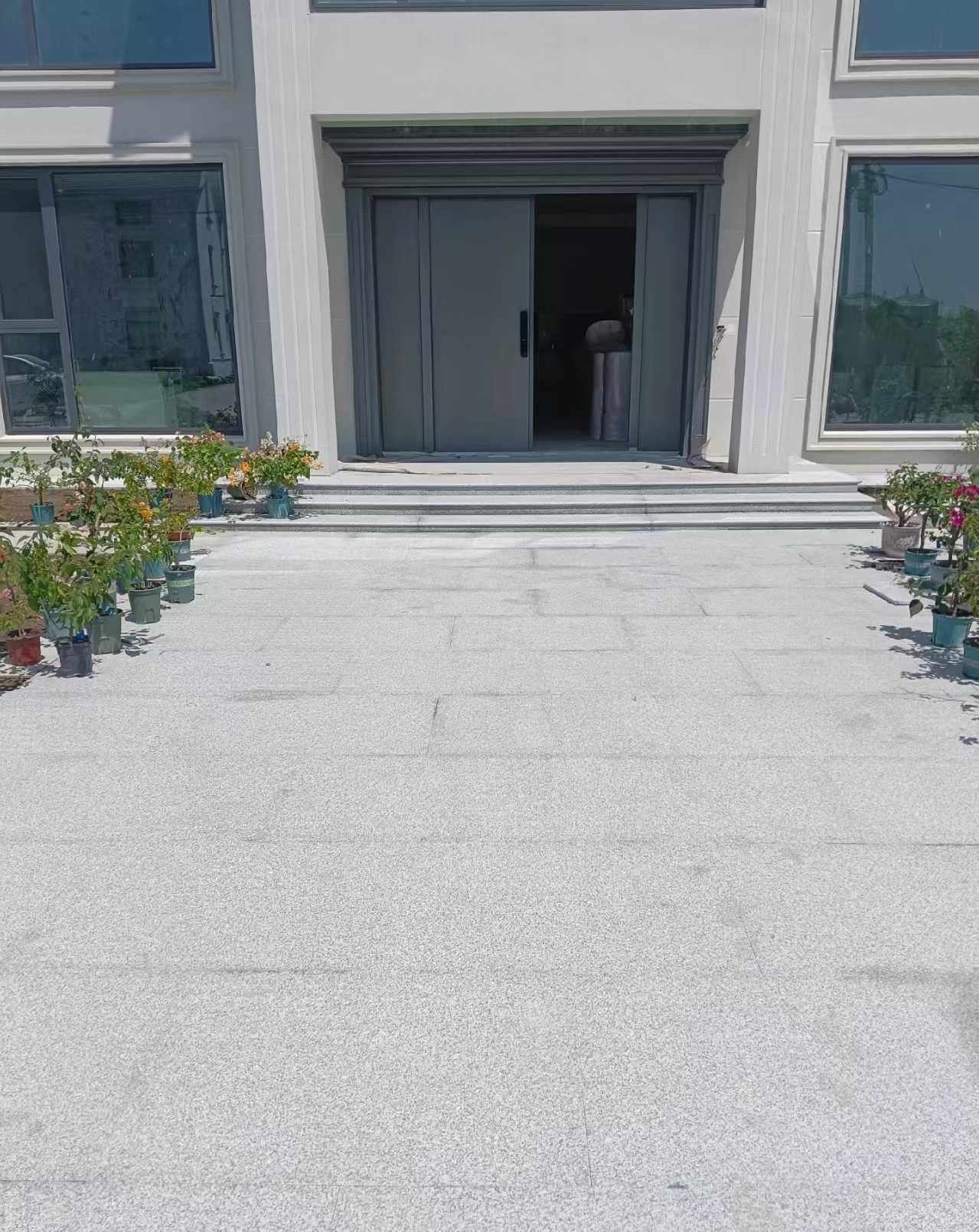 平顶山 芝麻白花岗岩地铺石地面铺装