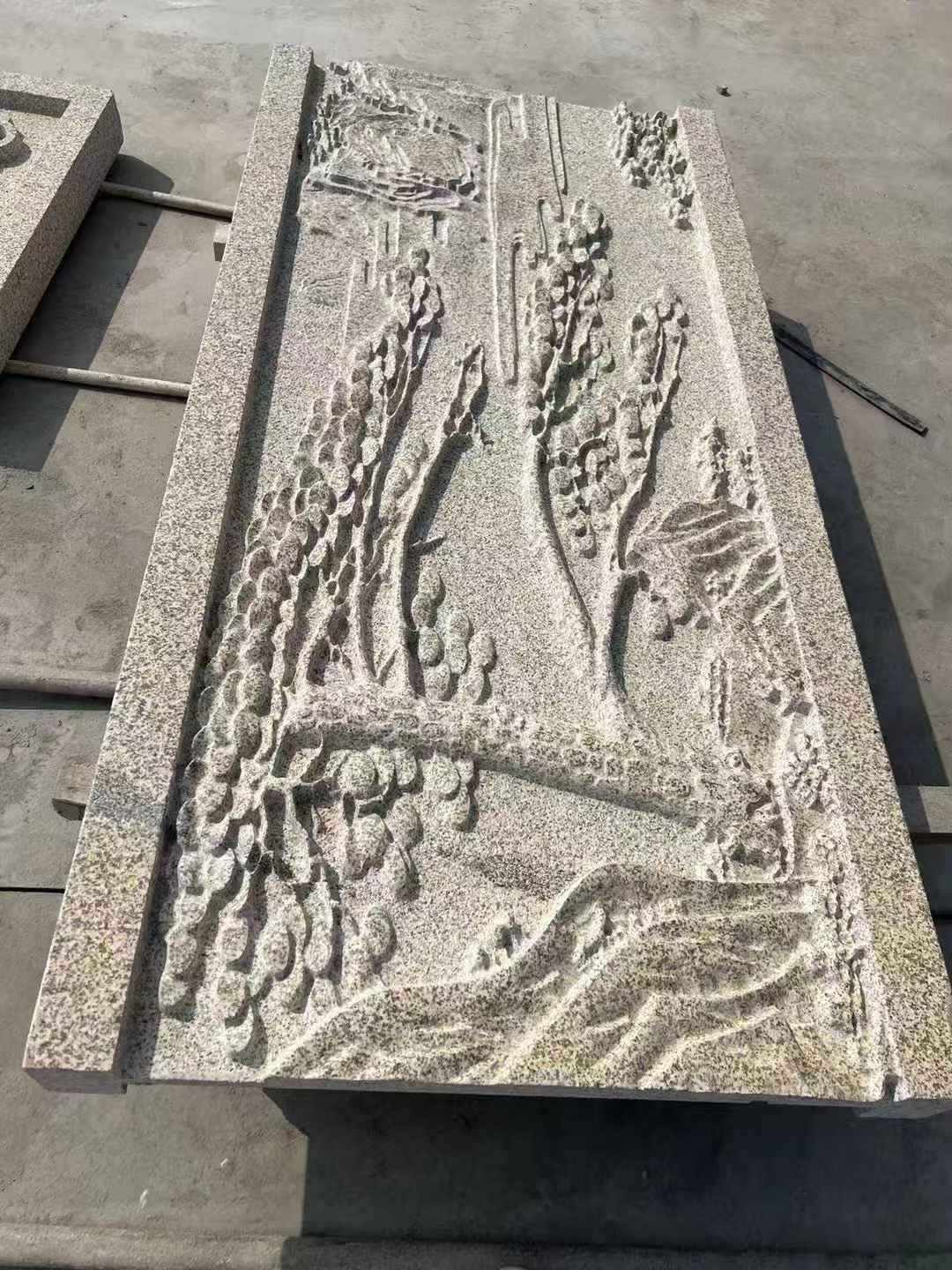 平顶山 黄金麻雕刻板浮雕迎客松