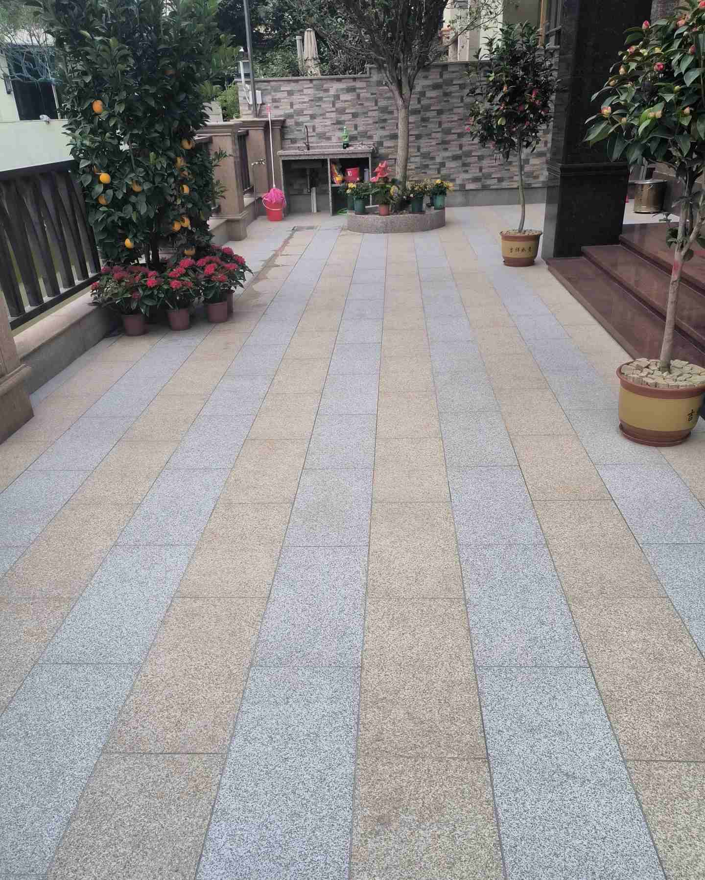 平顶山 黄金麻白麻荔枝面庭院铺装展示